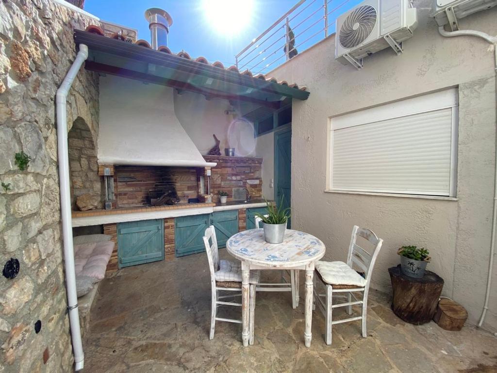Evita Philoxenia Apartment *